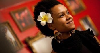 Des notes de musique à travers deux continents